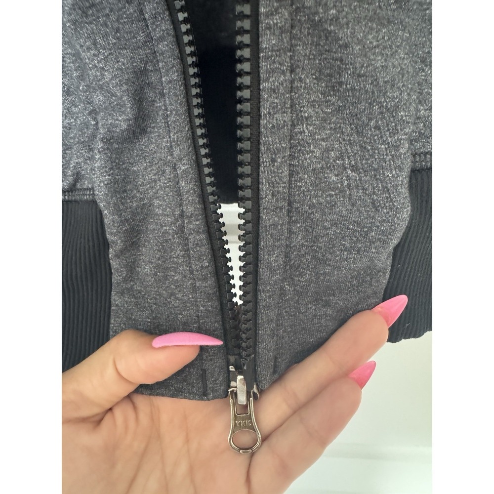 Lululemon Jacket Men M Gray/Black Full Zip Stretch Zip Pockets Pre-Owned Casual - Picture 6 of 10